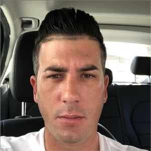 Meet your Posher, Yoan